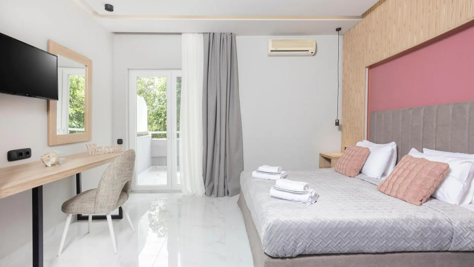 Tropical Aparthotel Hanioti